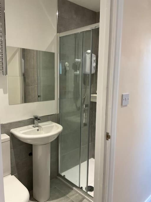 בקסליהית' Beautiful Private En-Suite Room With Its Own Entry מראה חיצוני תמונה
